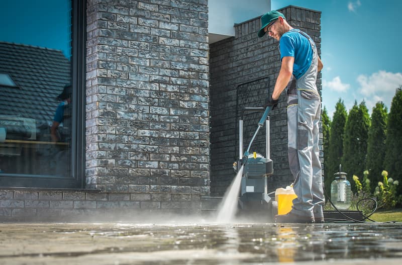 Building and Storefront Washing: The Power of Cleanliness as Advertising